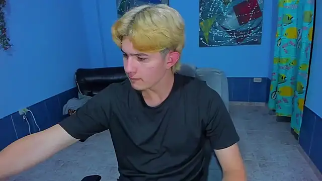 Snapshot of patrik_027 chatting on 09/14/25, 07:02 patrik 027 online show from 09/14/25, 07:02