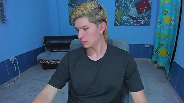 Snapshot of patrik_027 chatting on 09/19/25, 06:08 patrik 027 online show from 09/19/25, 06:08