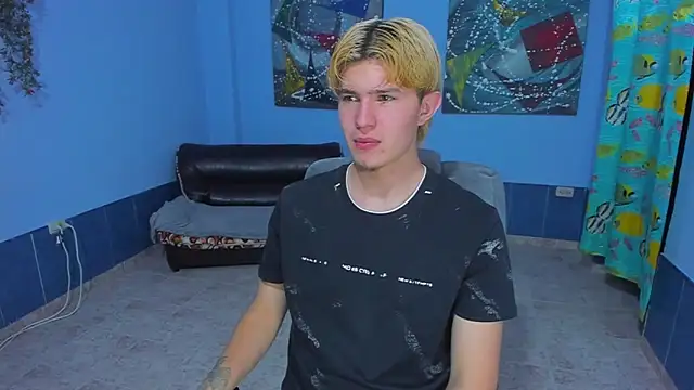 Snapshot of patrik_027 chatting on 09/22/25, 06:21 patrik 027 online show from 09/22/25, 06:21