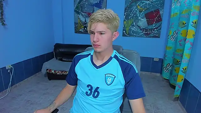 Snapshot of patrik_027 chatting on 10/01/25, 07:09 patrik 027 online show from 10/01/25, 07:09