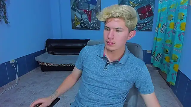 Snapshot of patrik_027 chatting on 10/14/25, 06:31 patrik 027 online show from 10/14/25, 06:31