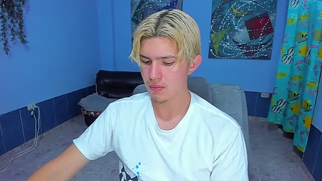 Snapshot of patrik_027 chatting on 10/27/25, 07:29 patrik 027 online show from 10/27/25, 07:29