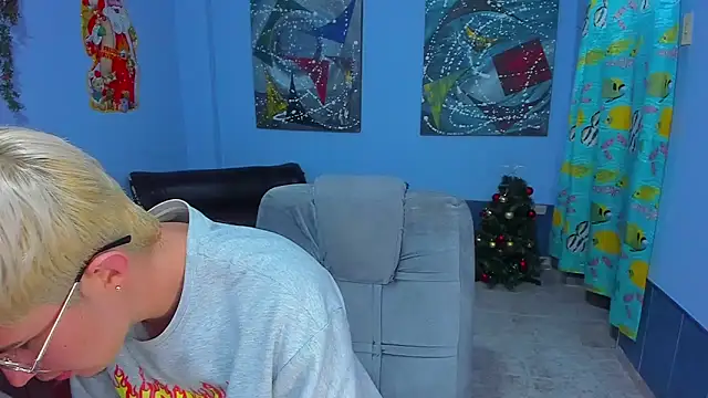 Snapshot of patrik_027 chatting on 12/15/25, 12:59 patrik 027 online show from 12/15/25, 12:59