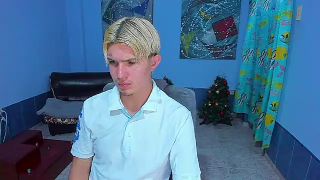 Snapshot of patrik_027 chatting on 01/07/26, 08:55 patrik 027 online show from 01/07/26, 08:55