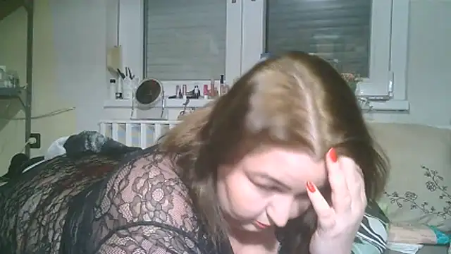 Snapshot of Mileva88 chatting on 01/19/26, 04:33 Mileva88 online show from 01/19/26, 04:33