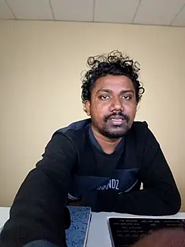 Snapshot of Mallupaiyanaachu chatting on 01/05/26, 07:06 Mallupaiyanaachu online show from 01/05/26, 07:06