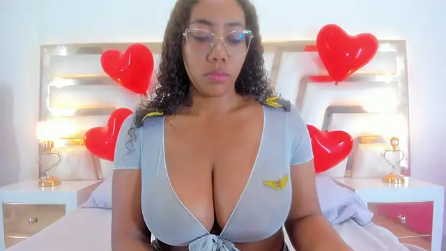 Aisharhodes00 online show from 02/15/25, 01:49