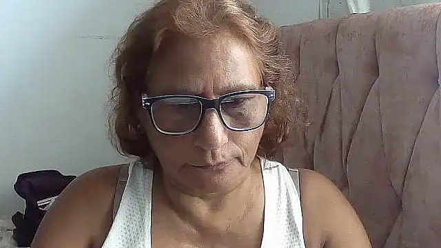 charrysexy1 online show from 02/18/26, 03:52