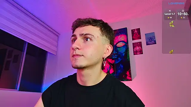 Snapshot of dimitri-bilak chatting on 11/12/25, 02:23 dimitri-bilak online show from 11/12/25, 02:23