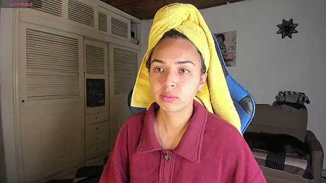 Miss Nicole online show from 01/12/25, 02:14