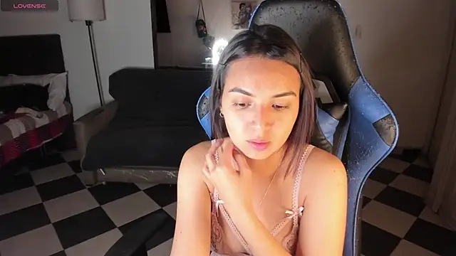 Miss Nicole online show from 03/16/25, 02:10