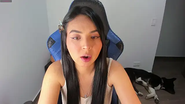 Miss Nicole online show from 10/05/25, 01:26