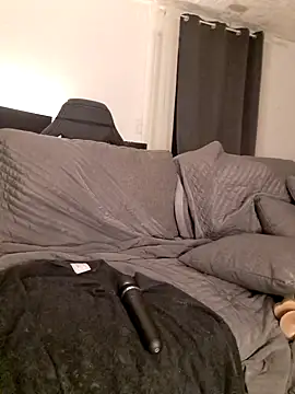 Snapshot of XLisaxx chatting on 01/19/25, 04:33 XLisaxx online show from 01/19/25, 04:33