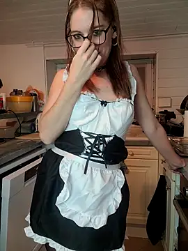 Snapshot of XLisaxx chatting on 10/07/25, 01:25 XLisaxx online show from 10/07/25, 01:25