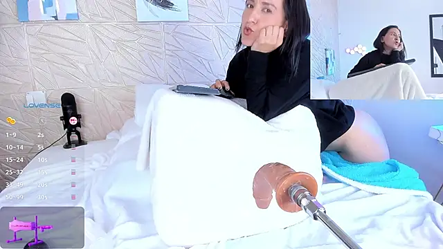 evaa rose online show from 01/23/25, 01:45