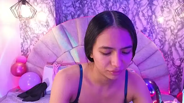  emma miller  online show from 05/09/26, 11:48