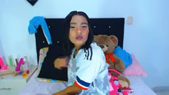 Jenng18 online show from 06/17/26, 11:38