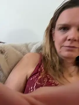 Snapshot of Suesse_Schnitte chatting on 03/11/26, 07:58 Suesse Schnitte online show from 03/11/26, 07:58