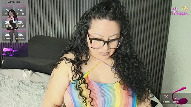 Snapshot of hazel_milf chatting on 07/20/26, 11:34 hazel milf online show from 07/20/26, 11:34