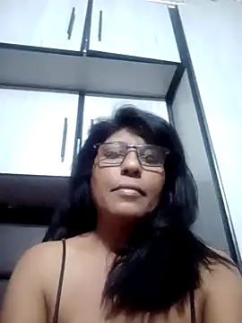 Snapshot of MsAttitude chatting on 12/31/24, 08:12 MsAttitude online show from 12/31/24, 08:12