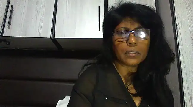 Snapshot of MsAttitude chatting on 01/13/25, 07:00 MsAttitude online show from 01/13/25, 07:00