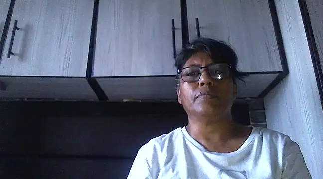 Snapshot of MsAttitude chatting on 02/13/25, 10:02 MsAttitude online show from 02/13/25, 10:02