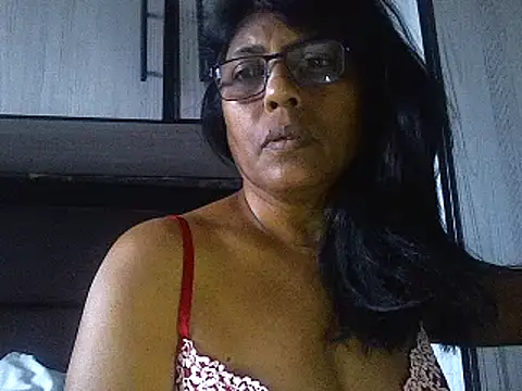 Snapshot of MsAttitude chatting on 02/27/25, 10:48 MsAttitude online show from 02/27/25, 10:48
