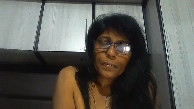 Snapshot of MsAttitude chatting on 03/07/25, 04:44 MsAttitude online show from 03/07/25, 04:44