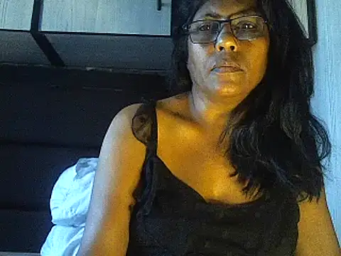Snapshot of MsAttitude chatting on 03/13/25, 08:37 MsAttitude online show from 03/13/25, 08:37