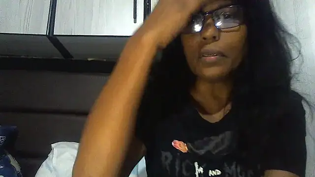 Snapshot of MsAttitude chatting on 03/14/25, 10:05 MsAttitude online show from 03/14/25, 10:05