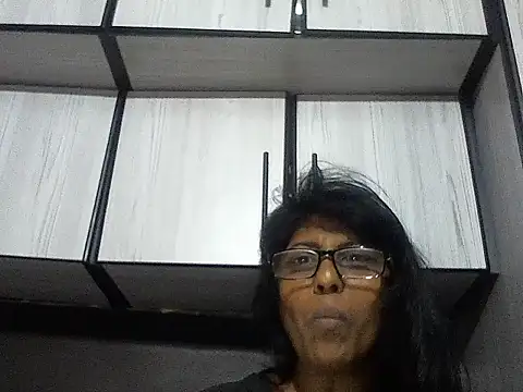 Snapshot of MsAttitude chatting on 10/19/25, 12:06 MsAttitude online show from 10/19/25, 12:06