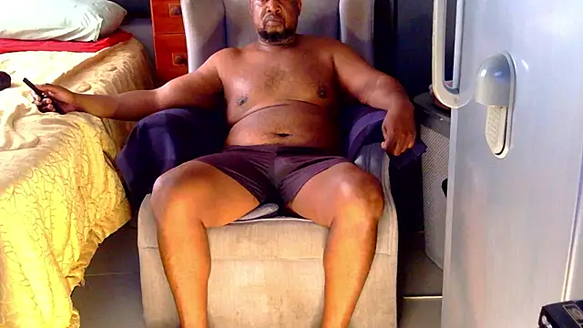 Snapshot of CharlesBlk79_ chatting on 01/07/26, 08:06 CharlesBlk79 online show from 01/07/26, 08:06