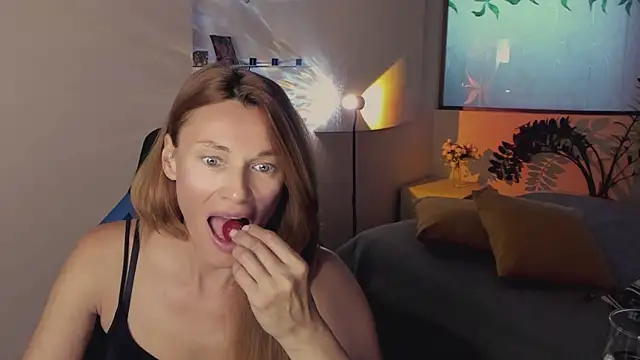 MistyBarnes online show from 06/14/26, 03:58