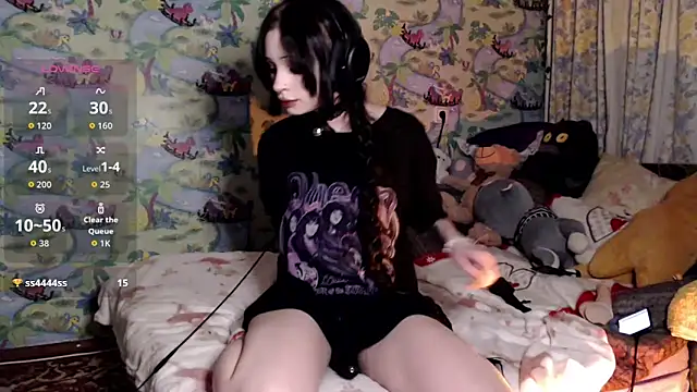 Snapshot of Kirishiki_Retta chatting on 02/25/26, 06:28 Kirishiki Retta online show from 02/25/26, 06:28