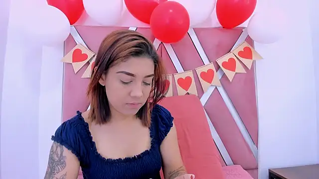 Snapshot of SEJMET_LOVE_ chatting on 02/18/26, 09:11 SEJMET LOVE online show from 02/18/26, 09:11