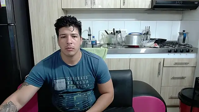 Snapshot of Karen_sex92 chatting on 01/17/25, 01:03 Karen sex92 online show from 01/17/25, 01:03