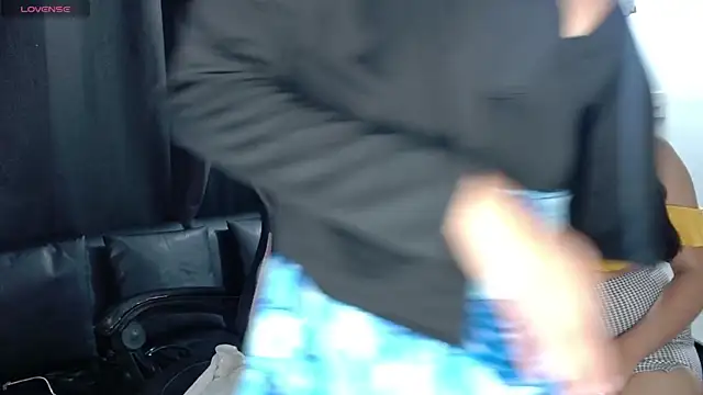 Snapshot of Karen_sex92 chatting on 02/17/25, 12:38 Karen sex92 online show from 02/17/25, 12:38