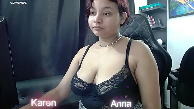 Snapshot of Karen_sex92 chatting on 02/19/25, 01:06 Karen sex92 online show from 02/19/25, 01:06