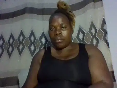 Snapshot of sweett_shaley chatting on 02/23/25, 10:39 sweett shaley online show from 02/23/25, 10:39