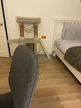 Snapshot of malyshhka chatting on 12/08/24, 09:30 malyshhka online show from 12/08/24, 09:30