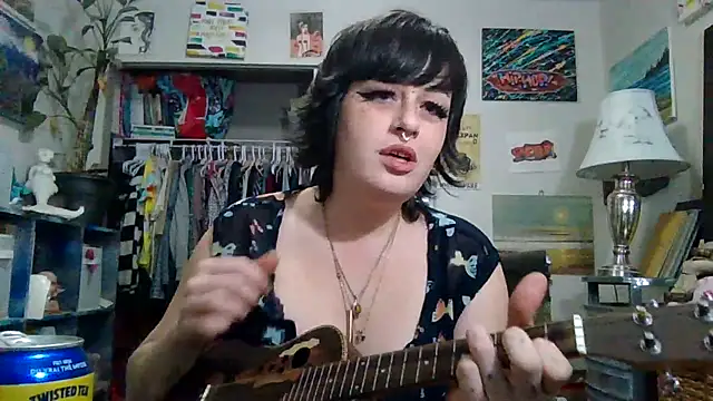 mikittyy online show from 02/18/25, 09:21