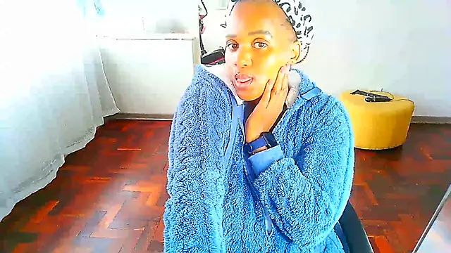 Snapshot of Charlie-Crawford chatting on 02/19/25, 03:38 Charlie-Crawford online show from 02/19/25, 03:38