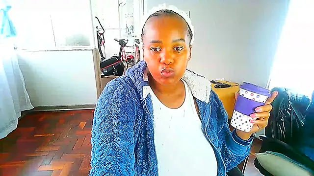 Snapshot of Charlie-Crawford chatting on 02/20/25, 04:50 Charlie-Crawford online show from 02/20/25, 04:50