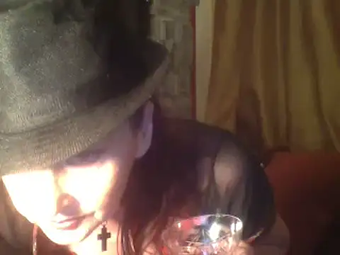 dominatrixredsonyja online show from 03/19/25, 09:27