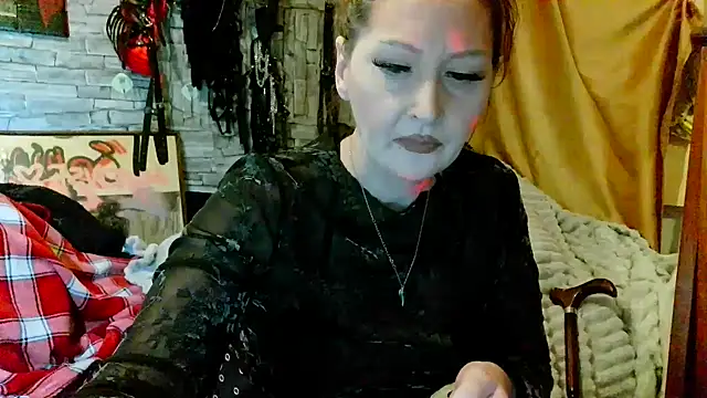 Snapshot of dominatrixredsonyja chatting on 02/07/26, 08:34 dominatrixredsonyja online show from 02/07/26, 08:34