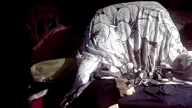 xxxTony999 online show from 12/26/24, 06:41