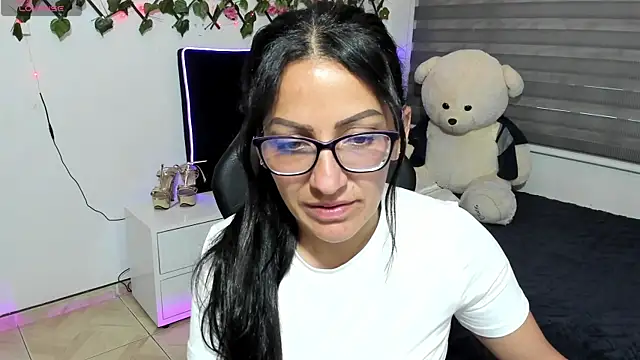 Snapshot of alma_blue chatting on 01/09/26, 10:33 alma blue online show from 01/09/26, 10:33