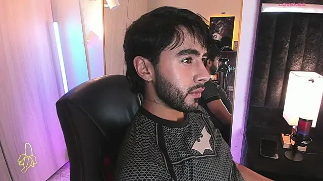 ItsMeEros online show from 06/08/26, 11:27