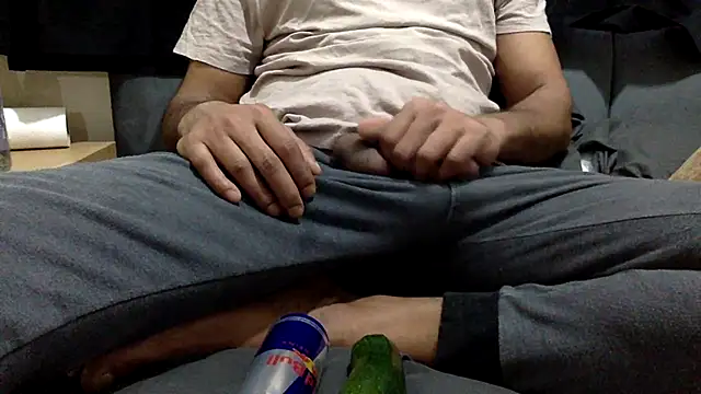 CoolBiDude online show from 05/02/26, 06:35