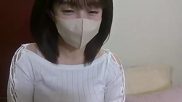 Snapshot of aoi2011 chatting on 12/13/24, 09:20 aoi2011 online show from 12/13/24, 09:20